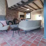 2 Bedroom Amazing In Hastiere