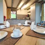 2 Bedroom Amazing In Hastiere