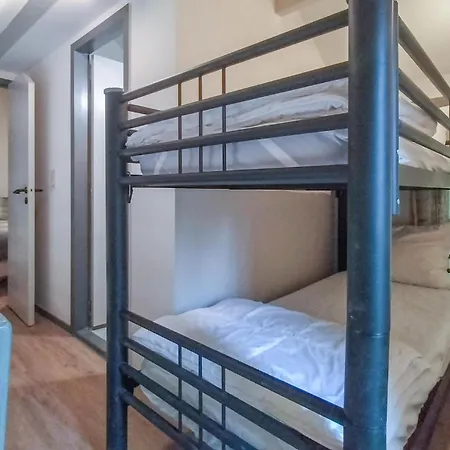 2 Bedroom Amazing In Hastiere