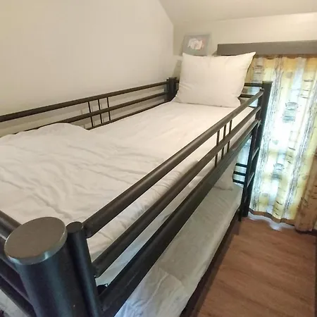 Casa vacanze 2 Bedroom Amazing In Hastiere