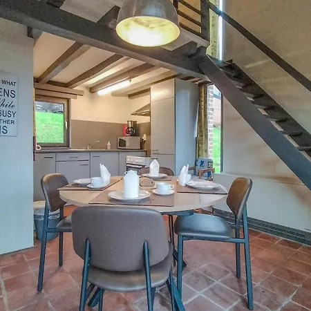 Casa vacanze 2 Bedroom Amazing In Hastiere Blaimont
