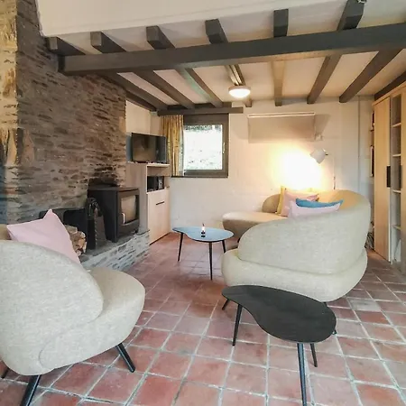 2 Bedroom Amazing In Hastiere *