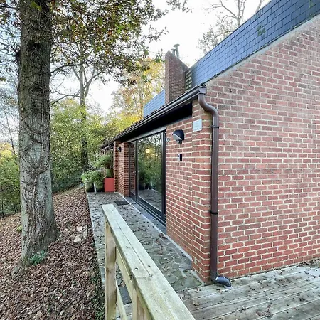 2 Bedroom Amazing In Hastiere Casa vacanze Blaimont